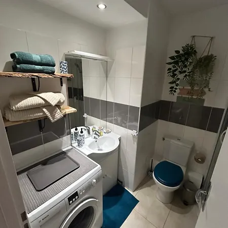 Apartment Emeraude A *